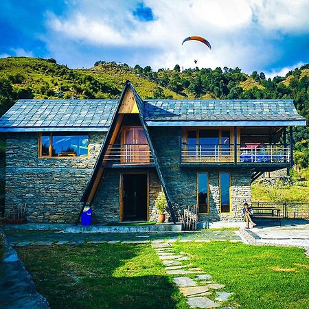 Griffons Cafe And Stay Dharamshala Exterior photo